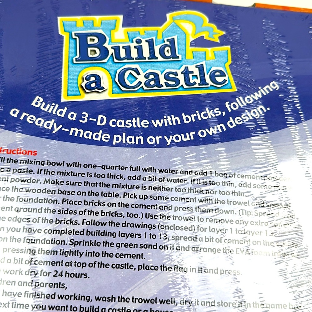 Build A Castle - NIB - Picture 4 of 9